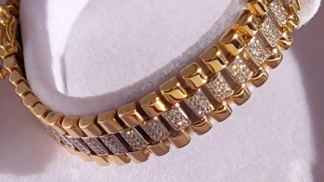 Rolex Style Gold Bracelet. Ladies Rolex Style Bracelet. 9ct Gold Ladies Bracelet. Forever Jewellers Cork. Maria Gleeson. Jewellers Cork.