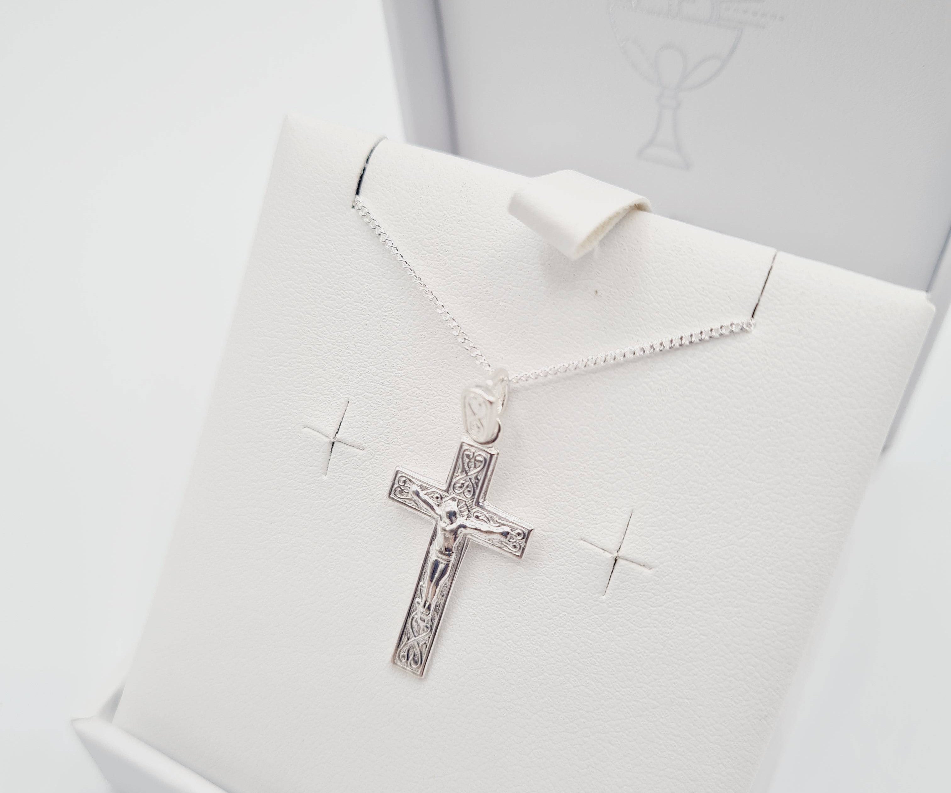 Sterling silver chain close-up – Communion or Confirmation gift