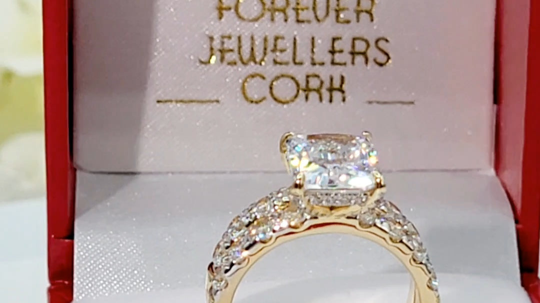 Bridal sets, Ring sets. Gold bridal set. Stunning Gold Engagement and wedding ring set. Cork Jewellers. Maria Gleeson. Jewellers Cork. Forever Jewellers Cork