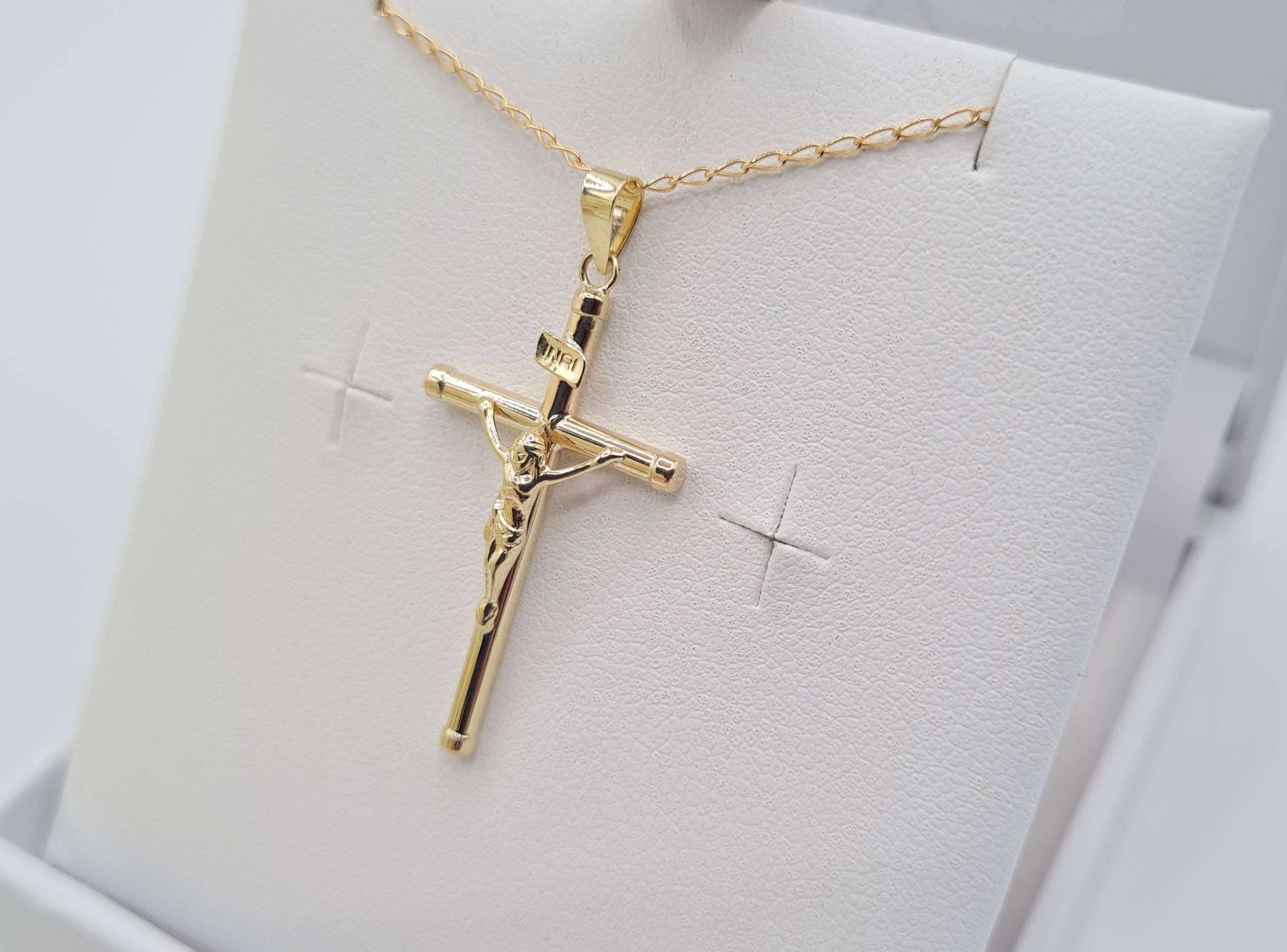 9ct gold crucifix cross pendant with 18-inch chain – Communion & Confirmation jewellery