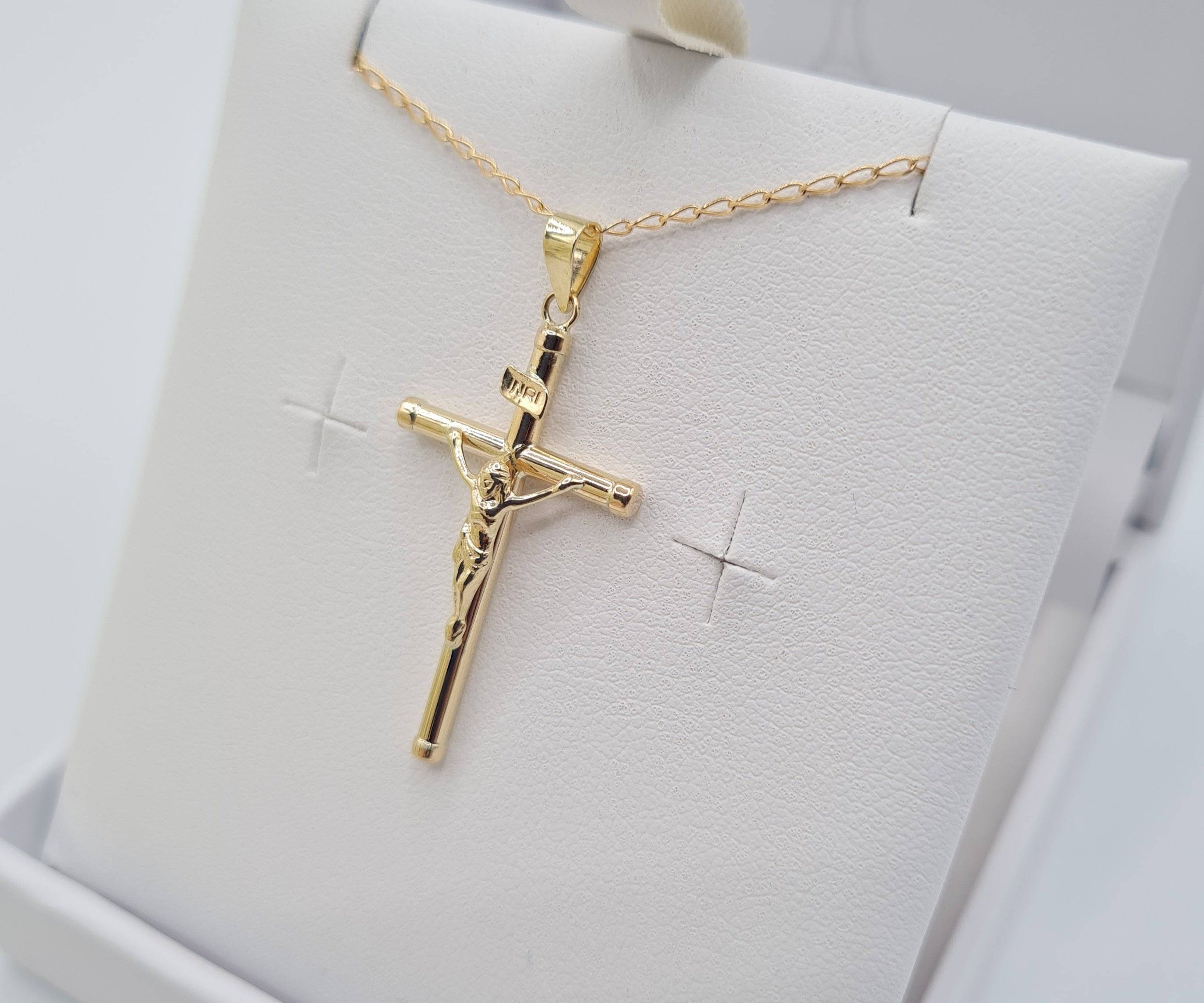9ct gold crucifix cross pendant with 18-inch chain – Communion & Confirmation jewellery